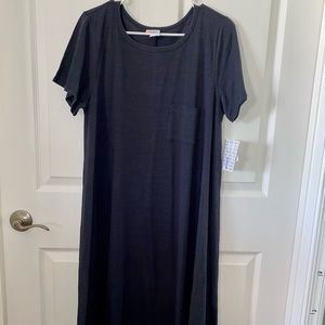 Brand new - Deep blue (looks more black in person) L Carly